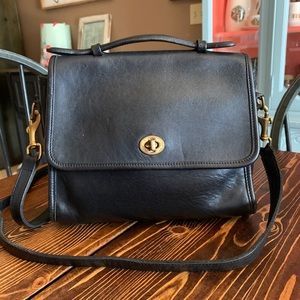 Vintage Coach Court 9870 Bag